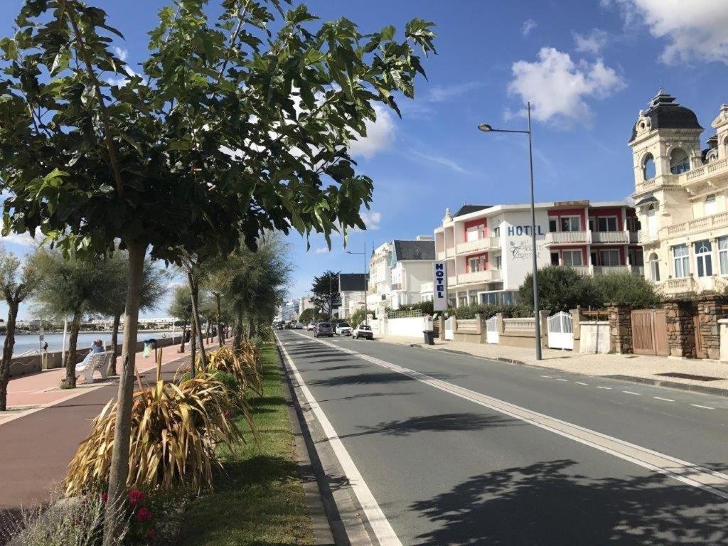 Royan - Studio Lumineux Au Calme - 30M De La Plage - Quartier Du Parc エクステリア 写真
