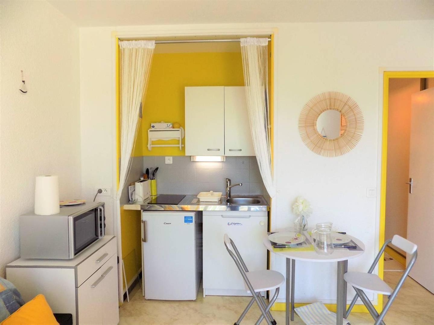 Royan - Studio Lumineux Au Calme - 30M De La Plage - Quartier Du Parc エクステリア 写真